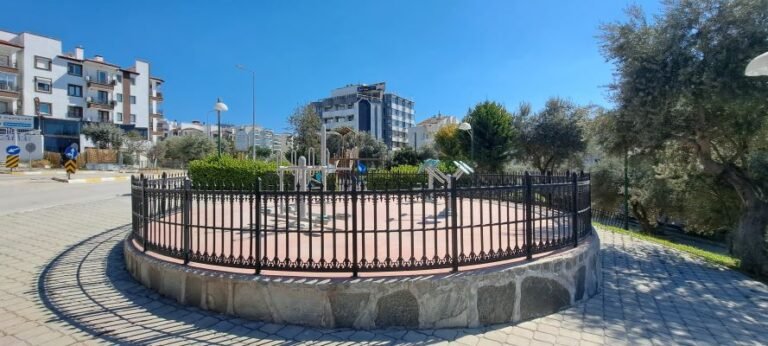 Kuşadası ve Sinaia Arasındaki Kardeşlik Bağları Güçlenerek Devam Ediyor