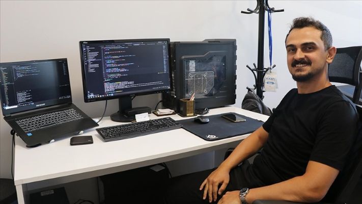 Kütahya’da genç girişimci, geliştirdiği yazılımlarla ihracat hedefliyor