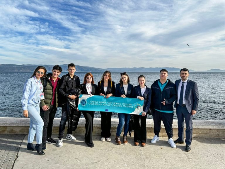 Maarif Öğrencileri Bursa’da Çek ve Türk öğrencilerle buluştu