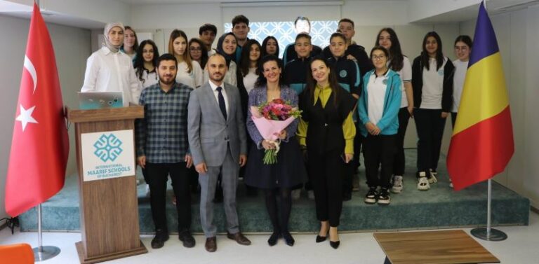 Maarif Söyleşilerinde Bu Hafta: Dil ve Kültür Dünyamız