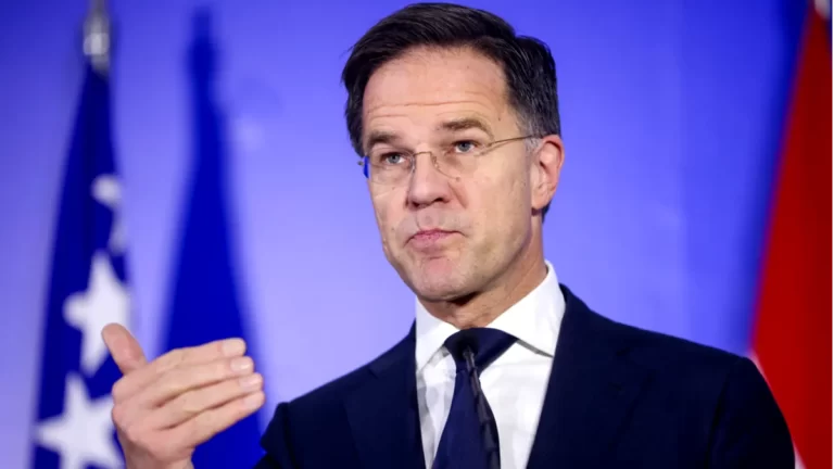 Mark Rutte üye ülkelerin sağlık ve emeklilik harcamalarına göz dikti