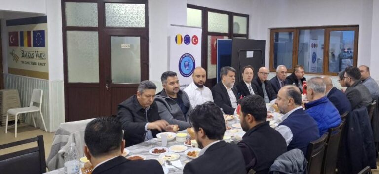 Nazmi Doğan iftar yemeği verdi