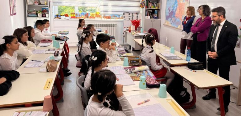 Öğretmenler Günü Kemal Atatürk Ulusal Koleji’nde kutlandı