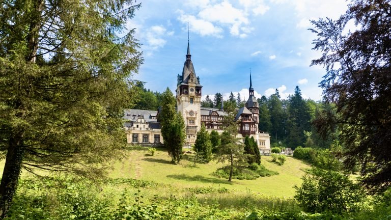 Peleş Kalesi Müzesinde Türkçe Sesli Rehber Hizmete Girdi