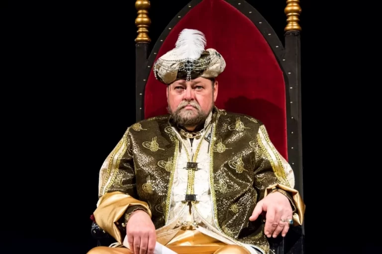 Prof. Dr. Felezeu: Türkler sözlerinin eridirler