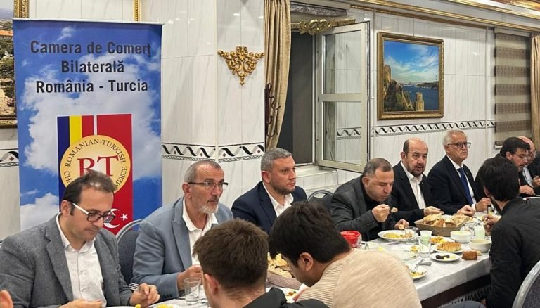Romanya Türkiye Ticaret ve Sanayi Odası iftarına 500 kişi katıldı