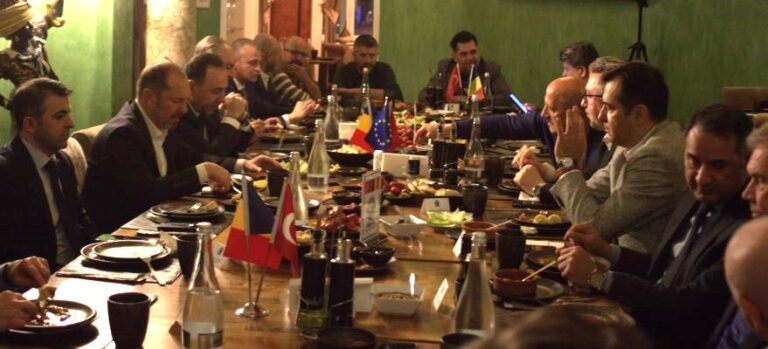Romanya Eğitim, Kültür ve Sosyal Yardımlaşma Derneği iftarı