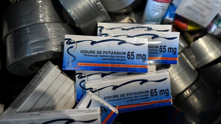 Romanya toplu iyot hapları dağıtımını durdurdu