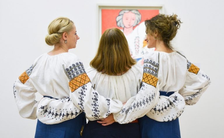 Romanya’da “La Blouse Roumaine“ Bayramını kutladı