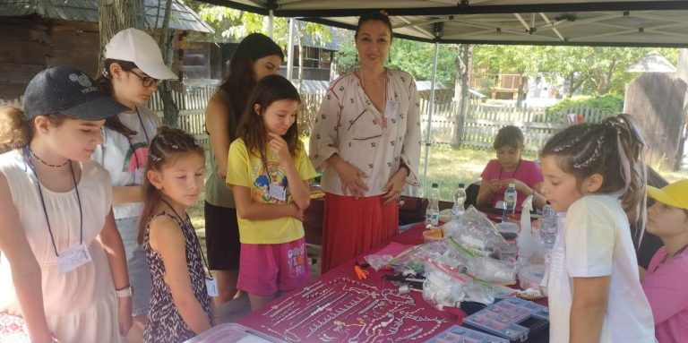 Romanya’da Çocuklar, Köyde Türkiye Yaz Kampında