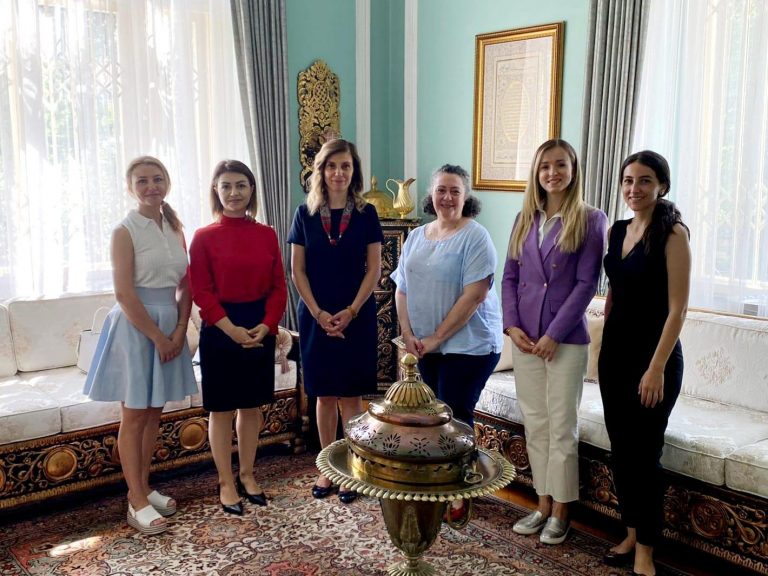 Romanya’da yeni bir kadın birliğine doğru