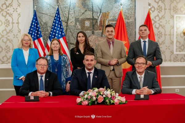 Romanya’da kovulan Bechtel, Karadağ’da otoyol yapacak