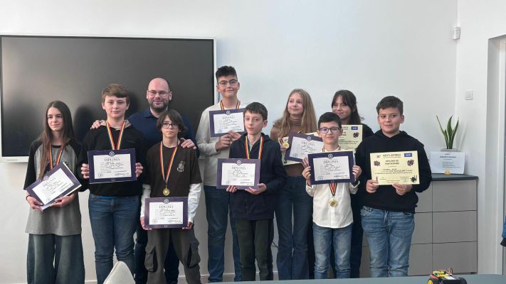 Romanya’nın en başarılı lisesi Cluj’da, Avrupa’nın IB lideri Prag’da