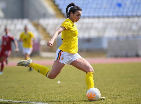 Romanya’nın en iyi kadın futbolcusu Beşiktaş ile anlaştı