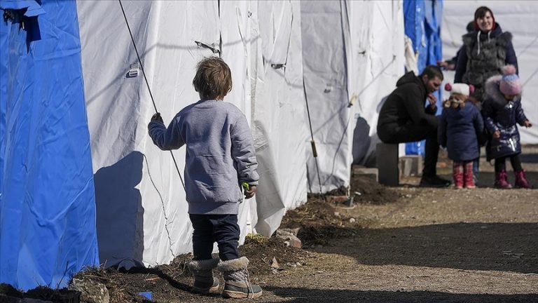 Romanya’ya 686 bin Ukraynalı girdi