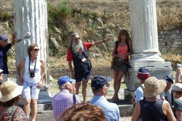 Romence turist rehberi eksikliği sayfa 2