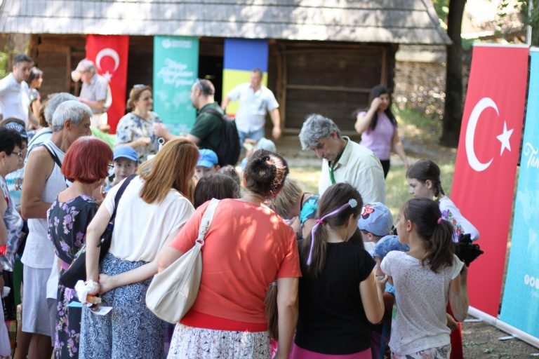 Rumen Çocuklar Türk Kültürünü Yunus Emre Enstitüsünden Öğreniyor!