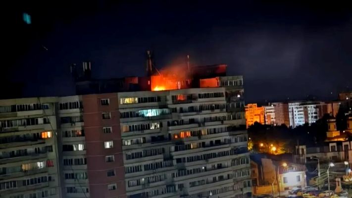 Rus İHA’sı apartman boşluğuna düştü
