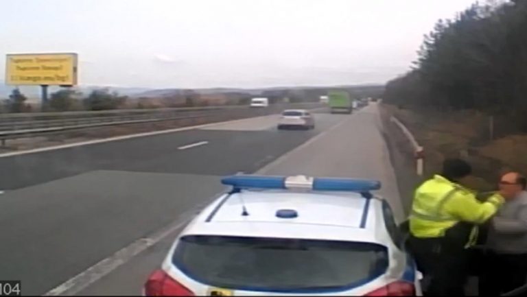 Rüşvetçi Bulgar polisi açığa alındı