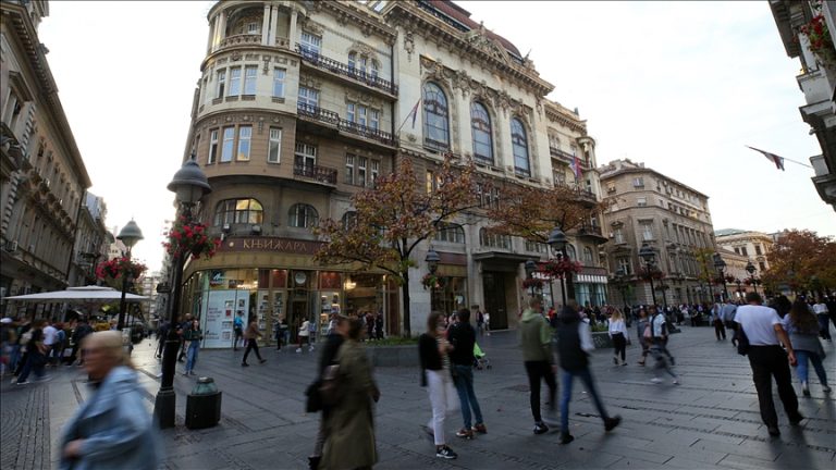 Sırbistan 4 ülkeye vizeyi kaldırdı
