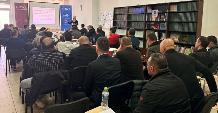 Soydaş İmamlara Helal Standartları eğitimi verildi