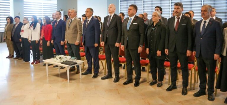 Soydaş Türkçe öğretmenleri İstanbul’da