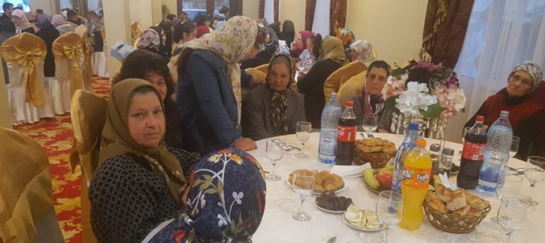 Süsli, iftar yemeğini Cobadin’de verdi