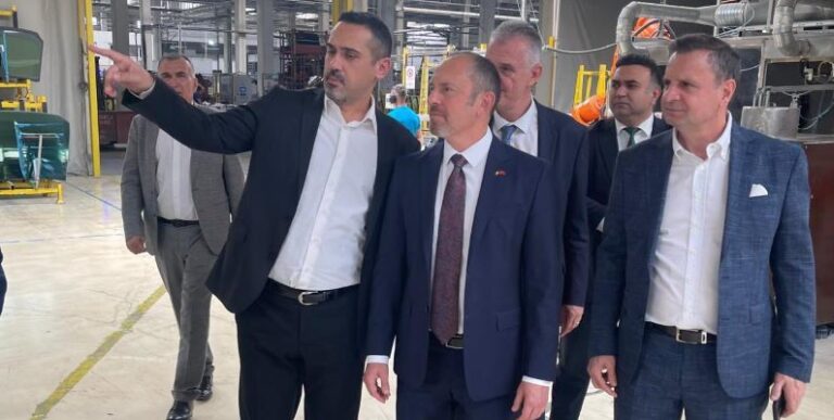 TİAD’dan Şişecam’a ziyaret