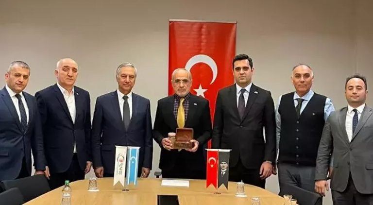 Topçu, Türkmen gazetecilerin 10 Ocak Çalışan Gazeteciler Günü’nü kutladı