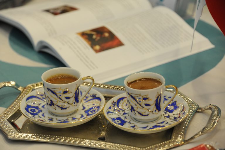 Türk kahvesi ve Türk çayı Bükreş’te tanıtıldı
