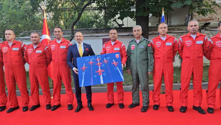 Türk Yıldızları Bükreş’teki Zafer Bayramı resepsiyonuna katıldı