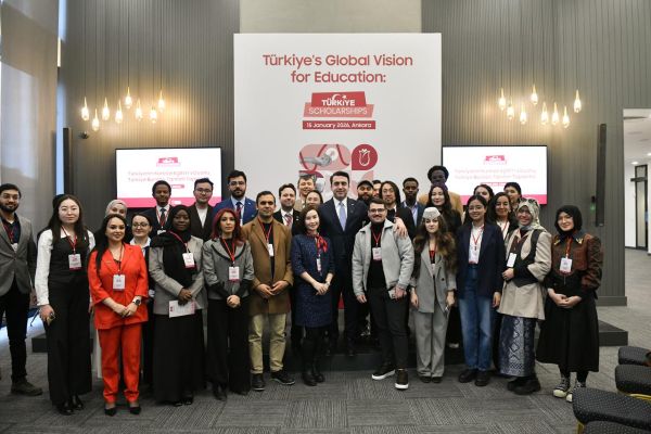 Türkiye Bursları’na 2026 Yılında 200 Bine Yakın Rekor Başvuru