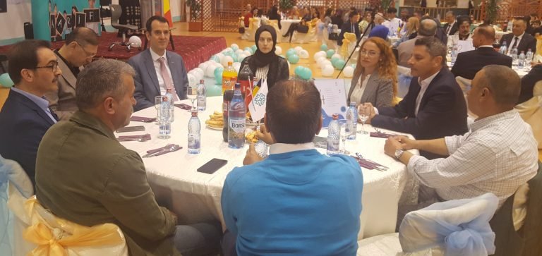 Türkiye Maarif Vakfı Romanya Temsilciliği’nden iftar yemeği
