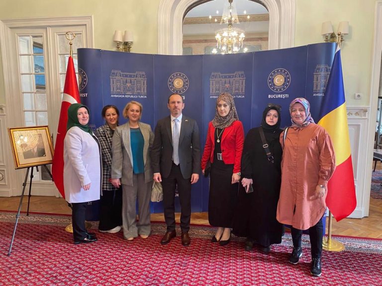 UID Kadınlar Kolu Büyükelçi Altan’ı ziyaret etti