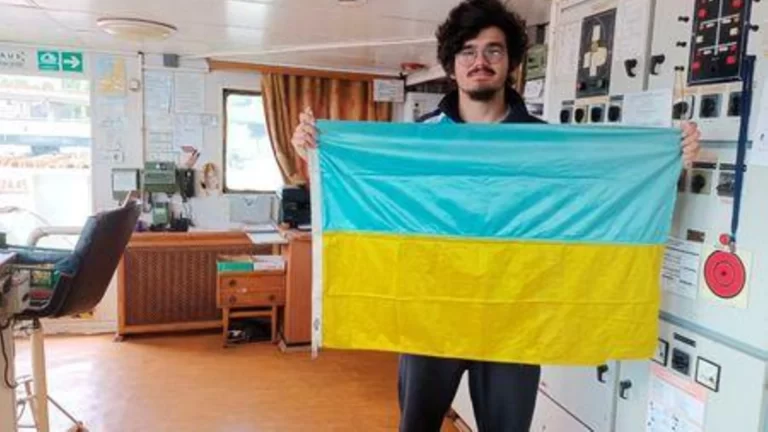 Ukrayna’da başıboş dolaşan genç bir Türk denizcinin üzücü hikayesi