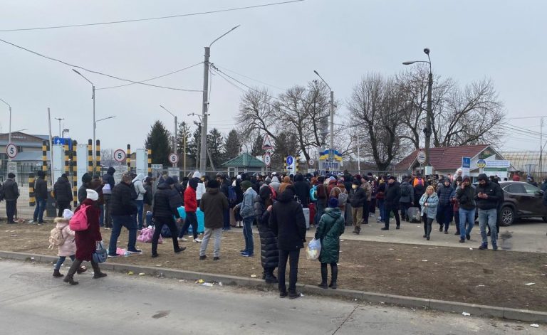 Ukrayna’dan 5 otobüslük kafile