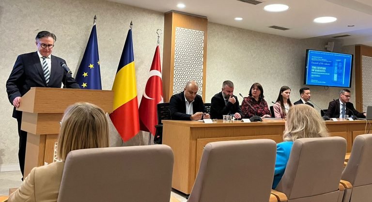 ‘Uyum Yüzyılı’ kitabı