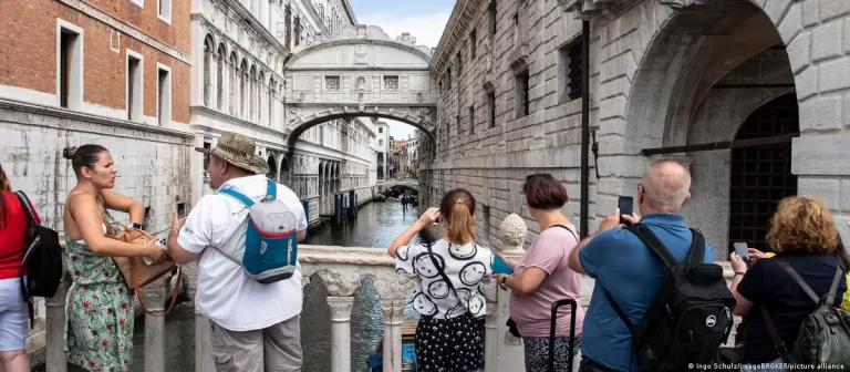 Venedik kente giriş ücretinden 11 günde 1 milyon kazandı