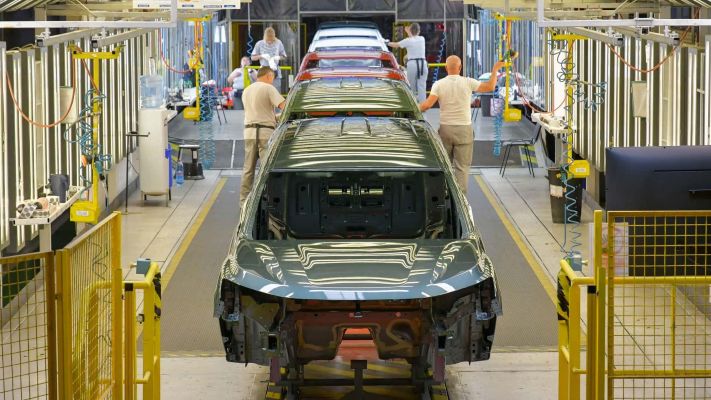 Dacia’dan Bükreş’e Türkiye uyarısı: Üretim başka fabrikalara kayabilir