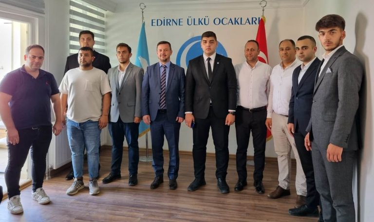 Makedon Bakan Yardımcısı Edirne Ülkü Ocaklarını ziyaret etti