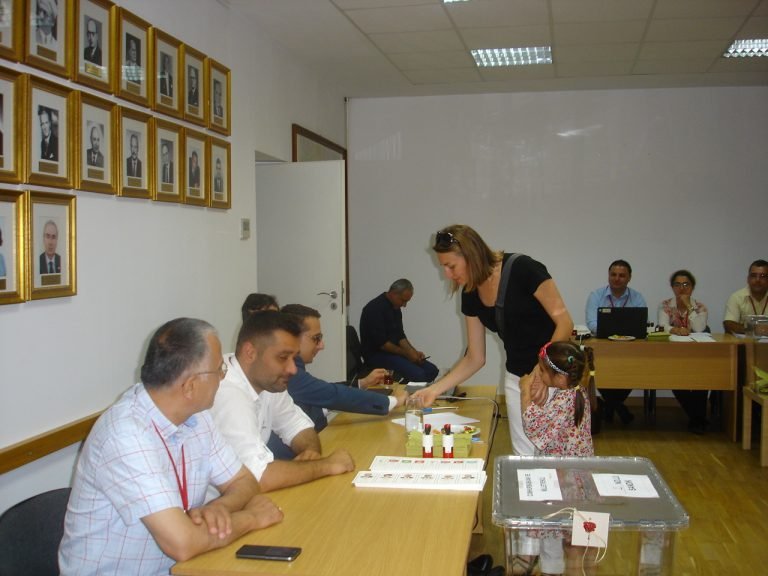 Türkiye için oy vermeye 3 Mayıs’ta başlıyoruz